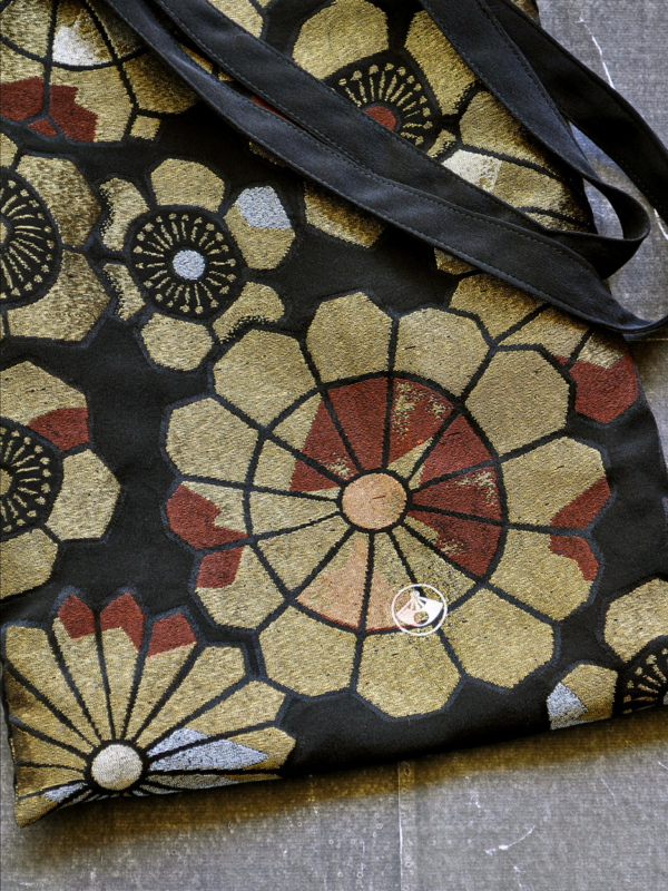sac-soie-kimono-tissu-or-obi-fait-main-boutique-accessoire-valerie-hangel-galerie-h-carouge
