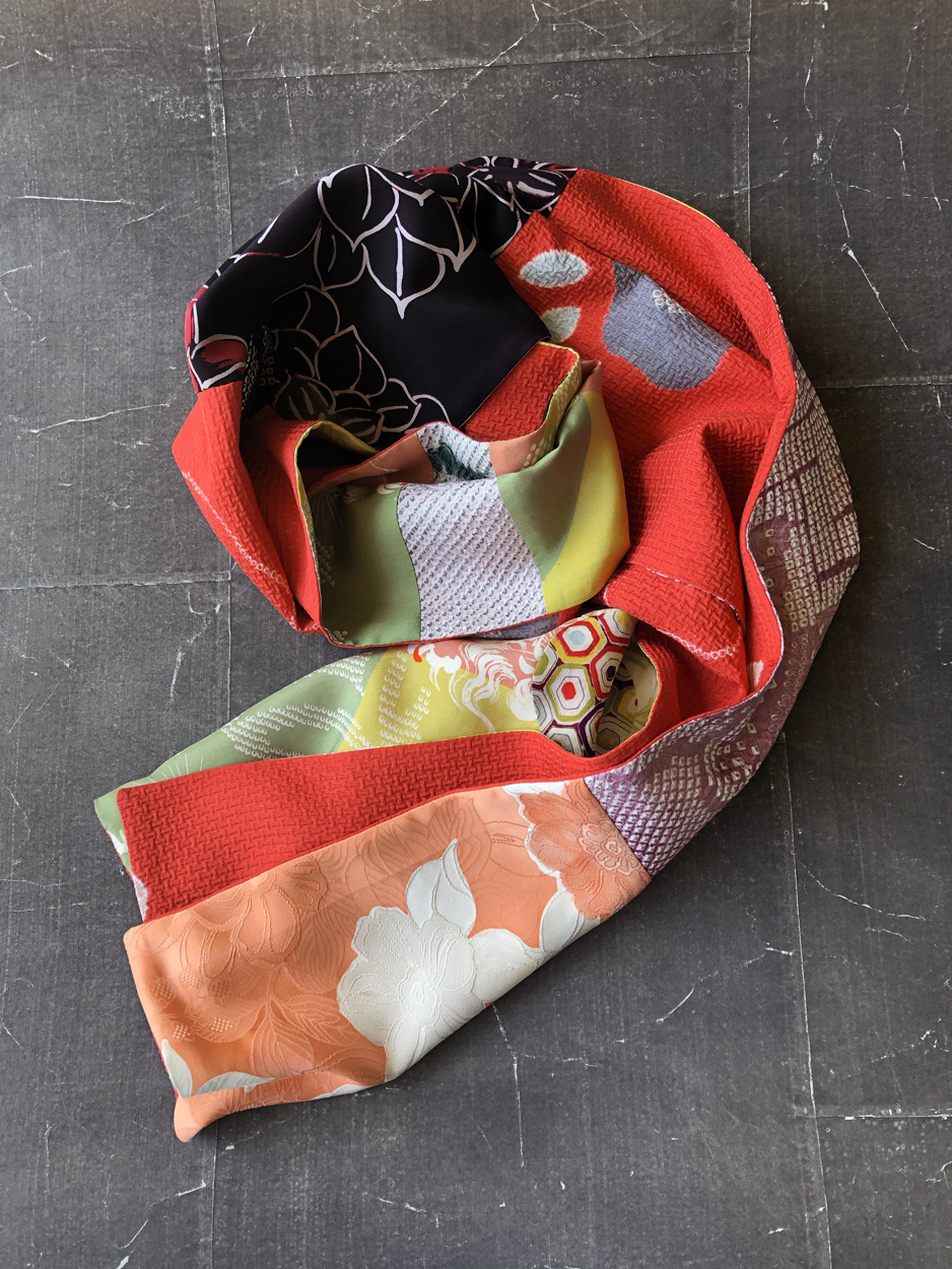 foulard-kimono-accessoire-fait-main-sur-mesure-Valerie-Hangel-Carouge
