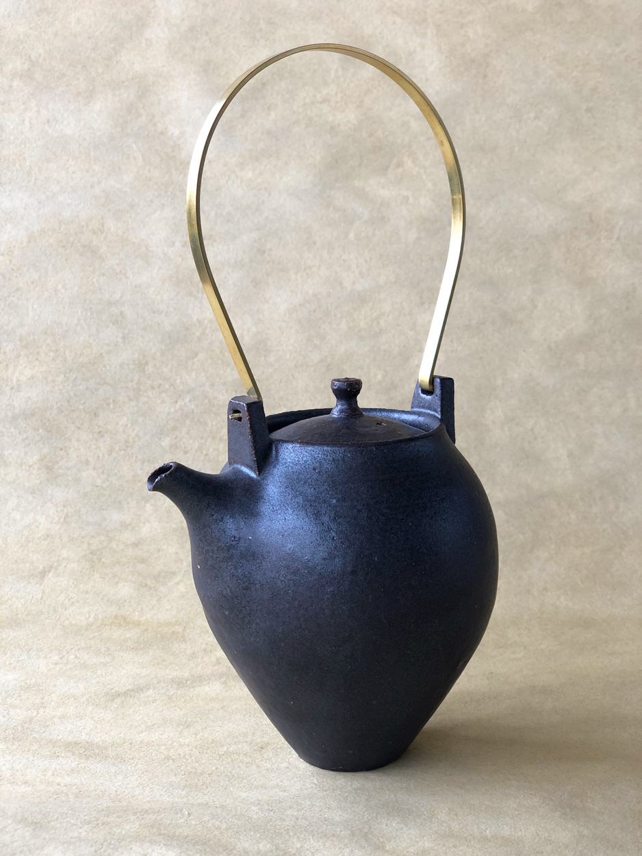 teapot-japanese-contemporary-ceramics-shinobu-hashimoto-galerie-h-geneva