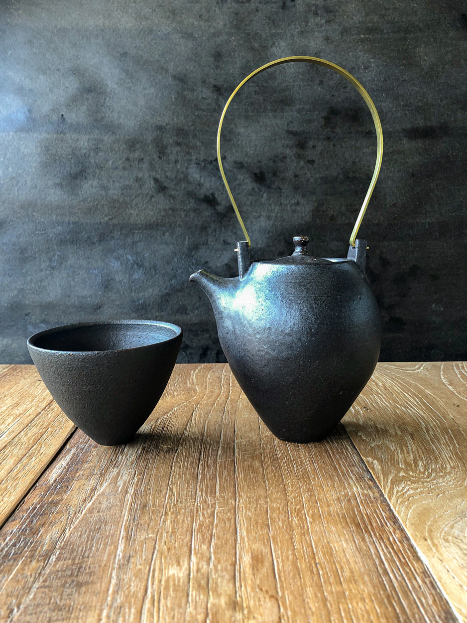 teapot-ceramic-shinobu-hashimoto-galerie-h-geneva-carouge
