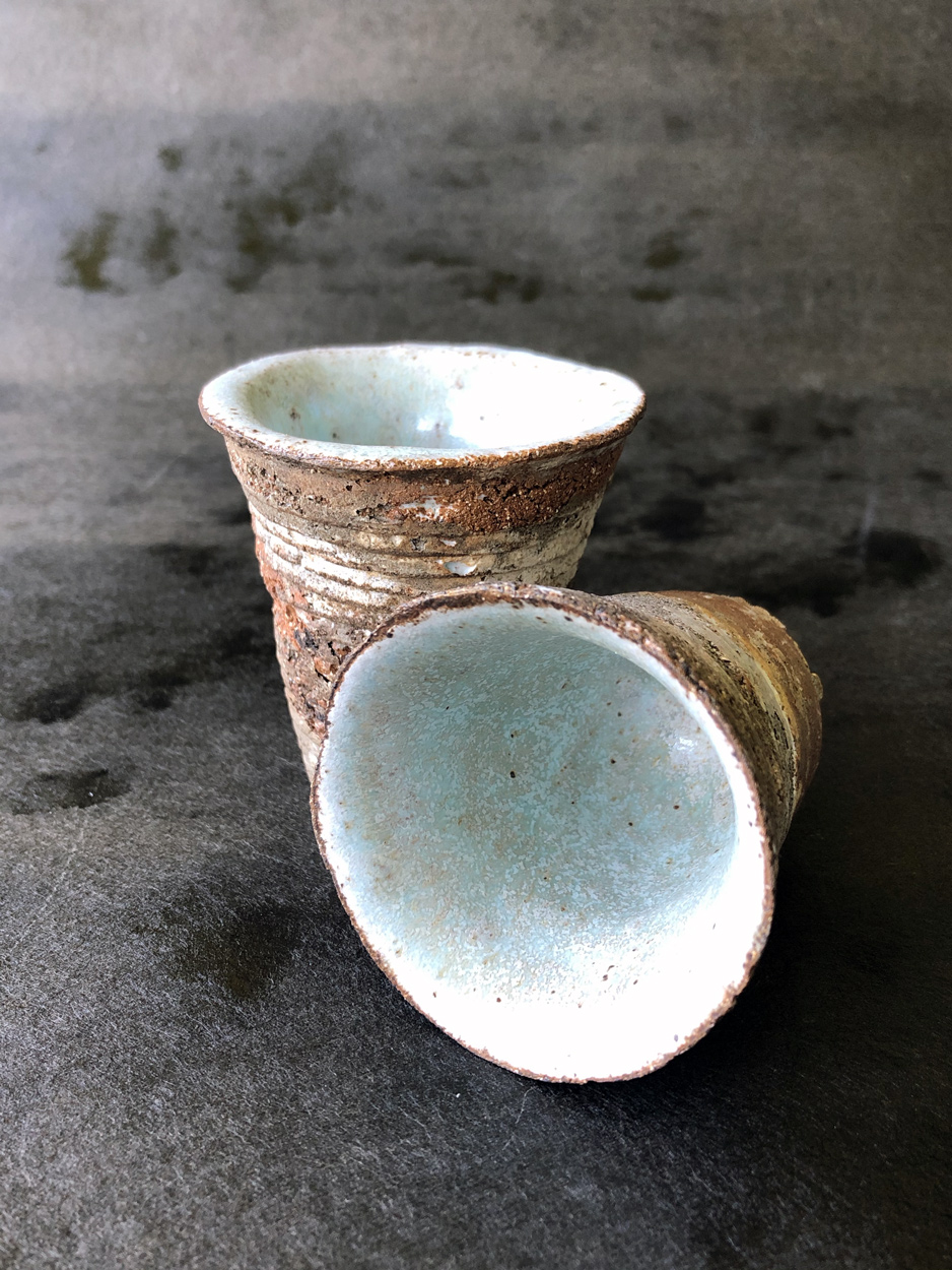 cup-coffee-plastic-fossil-sandstone-porcelain-enamel-ceramic-contemporary-art-galerie-h-yusuke-offhause-carouge
