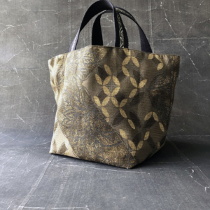 handmade-fabric-bag-unique-piece-cotton-kimono-gold-valerie-hangel-galerie-h-geneva