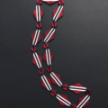 collier-rayures-cravate-fait-main-bijoux-textile-contemporain-valerie-hangel-geneve