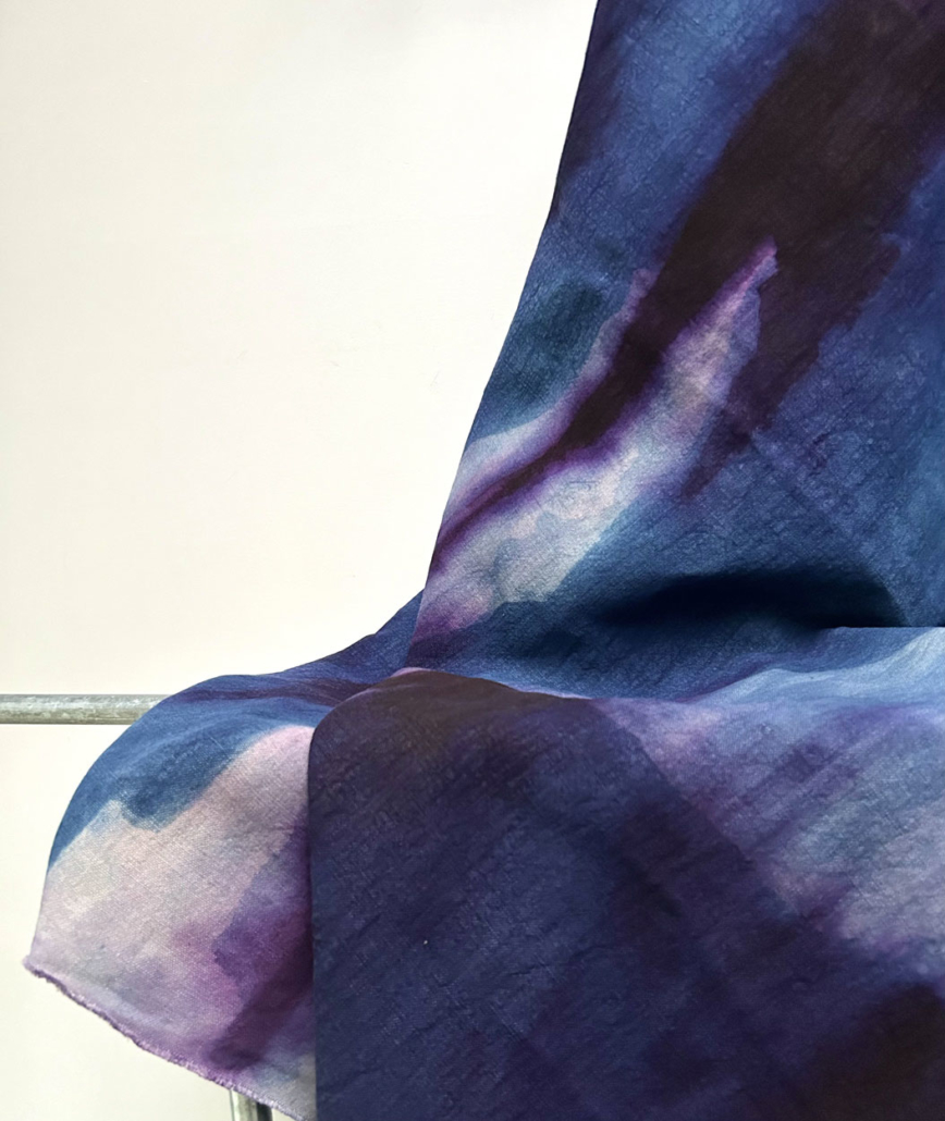 art-textile-tapisserie-contemporaine-teinture-indigo-stephanie-bedat-galerie-h-carouge-geneve
