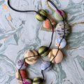 necklace-hiroko-peach-designer-valerie-hangel-textile-jewellery-silk-kimono-collection-galerie-h-geneva