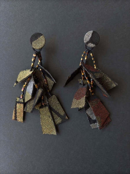 earrings-gold-brocade-silk-kimono-antique-textiles-fabrics-creation-handmade-workshop-carouge-valerie-hangel-carouge-switzerland