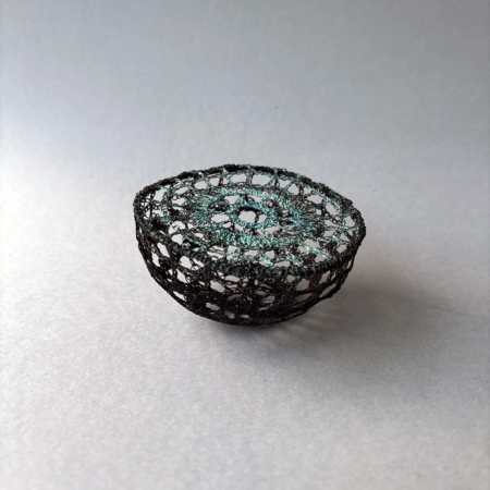 metal-art-contemporary-wire-hook-marta-blanc-geneva