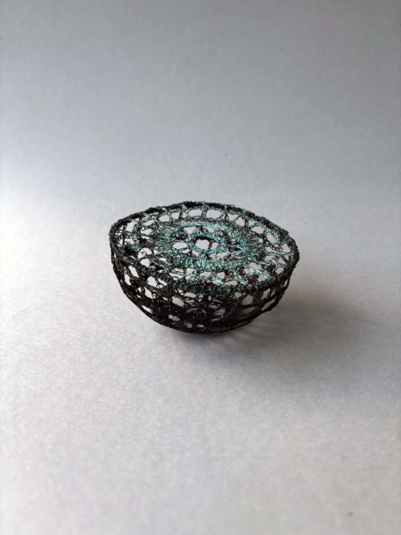 metal-art-contemporary-wire-hook-marta-blanc-geneva