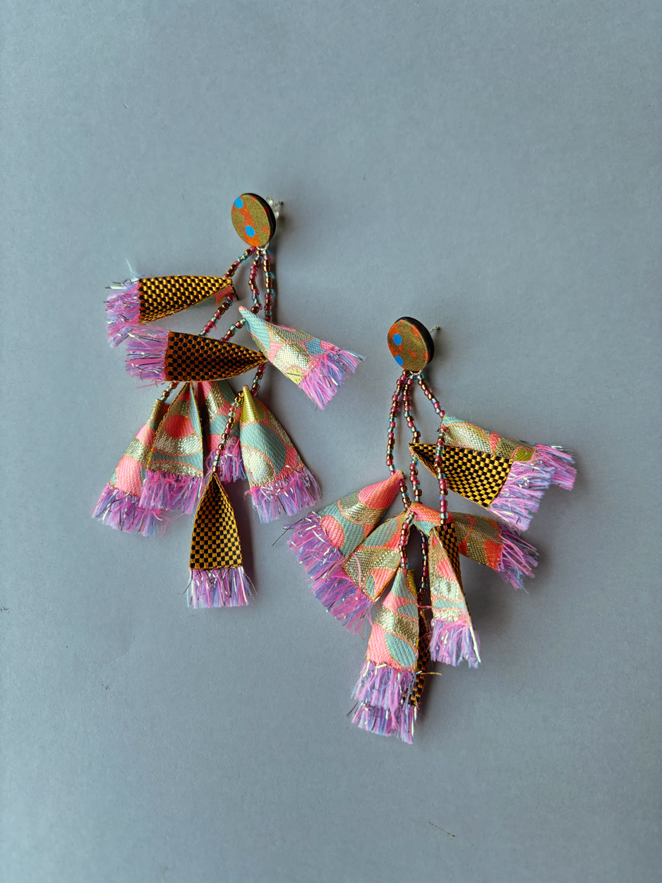 boucles-oreilles-creation-valerie-hangel-galerie-caractere-neuchatel