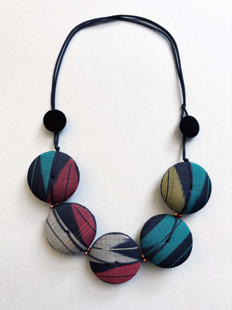 collier-hiroko-turquoise-soie-kimono-ikat-japon-bijou-valerie-hangel-carouge